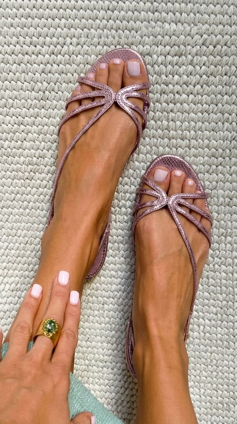 Van Elst Mode® | Zomerse elegante gouden sandalen