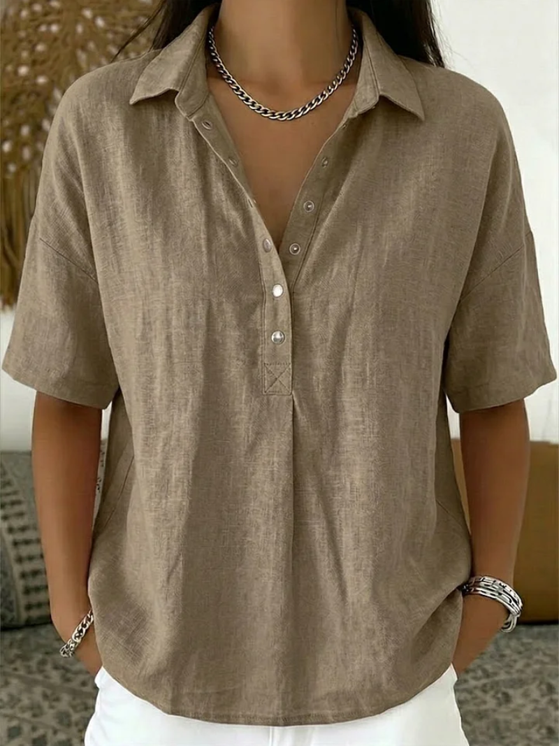 Van Elst Mode® | Blouse met kraag en knoopdetail (TIJDELIJK 1+1 GRATIS!)