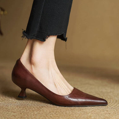 Van Elst Mode®| Verfijnde Puntige Leren Pumps