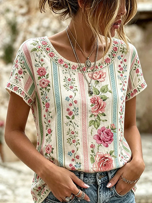 Vrouwelijke vintage casual top met artistieke bloemenprint